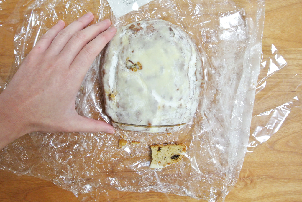 2015年 ツッカベッカライのシュトーレン　切り口