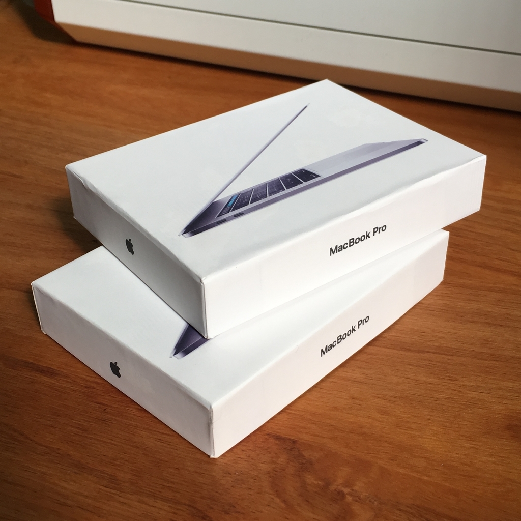 上が1mm厚で下が0.45mm厚かな