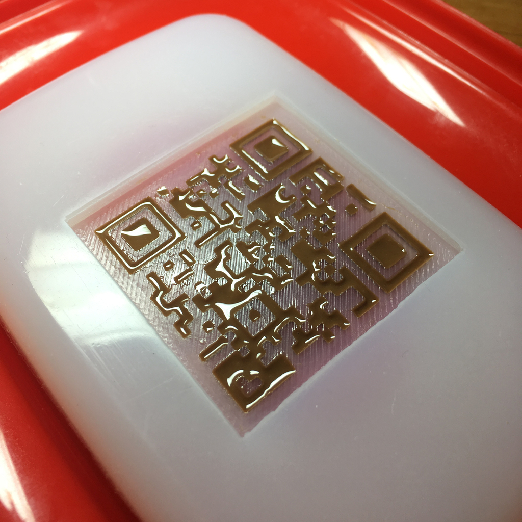 型に流しヘラできる